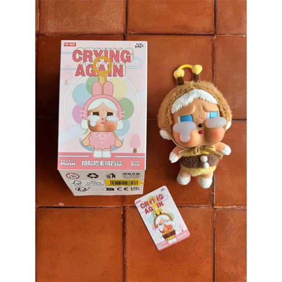 Authentic Pop Mart I’ll Bring You A Flower CRYBABY Crying Again Keychain Plush - Picture 1 of 12